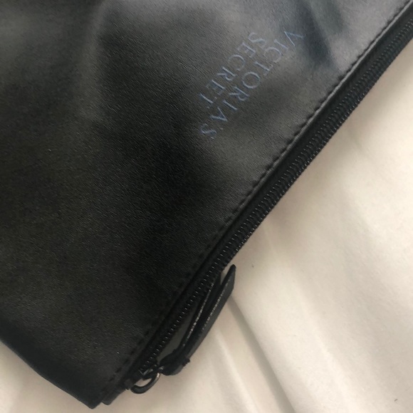 Victoria Secret makeup bag - Picture 4 of 4